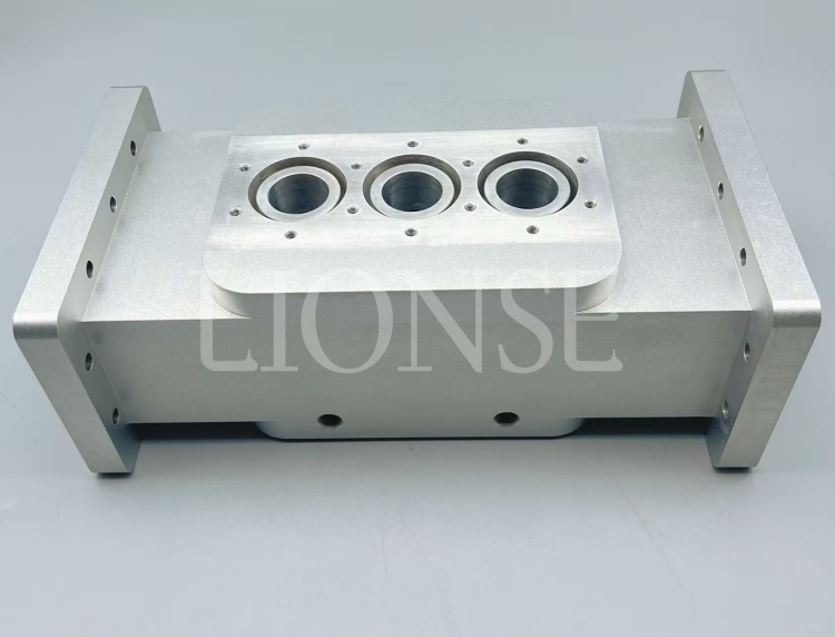 Mengapa Memilih Lionse Untuk Menghasilkan Bagian Blok Aluminium Logam?