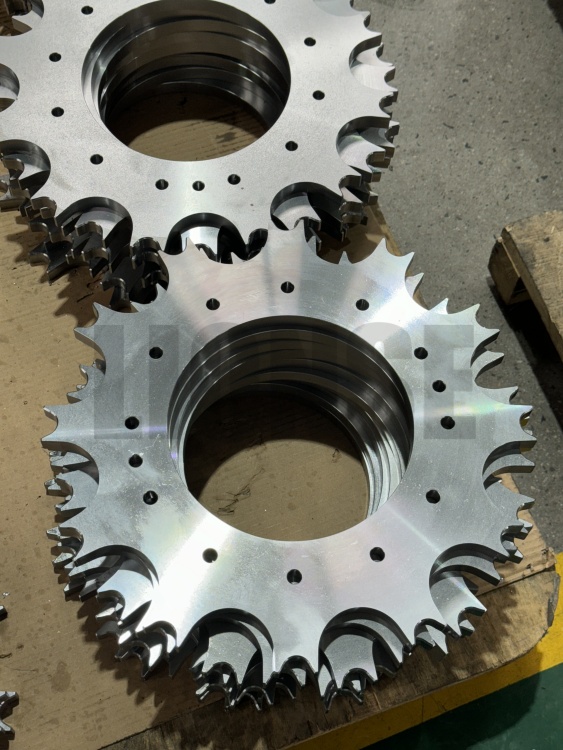 Sprocket Industri Mekanik Baja Presisi
