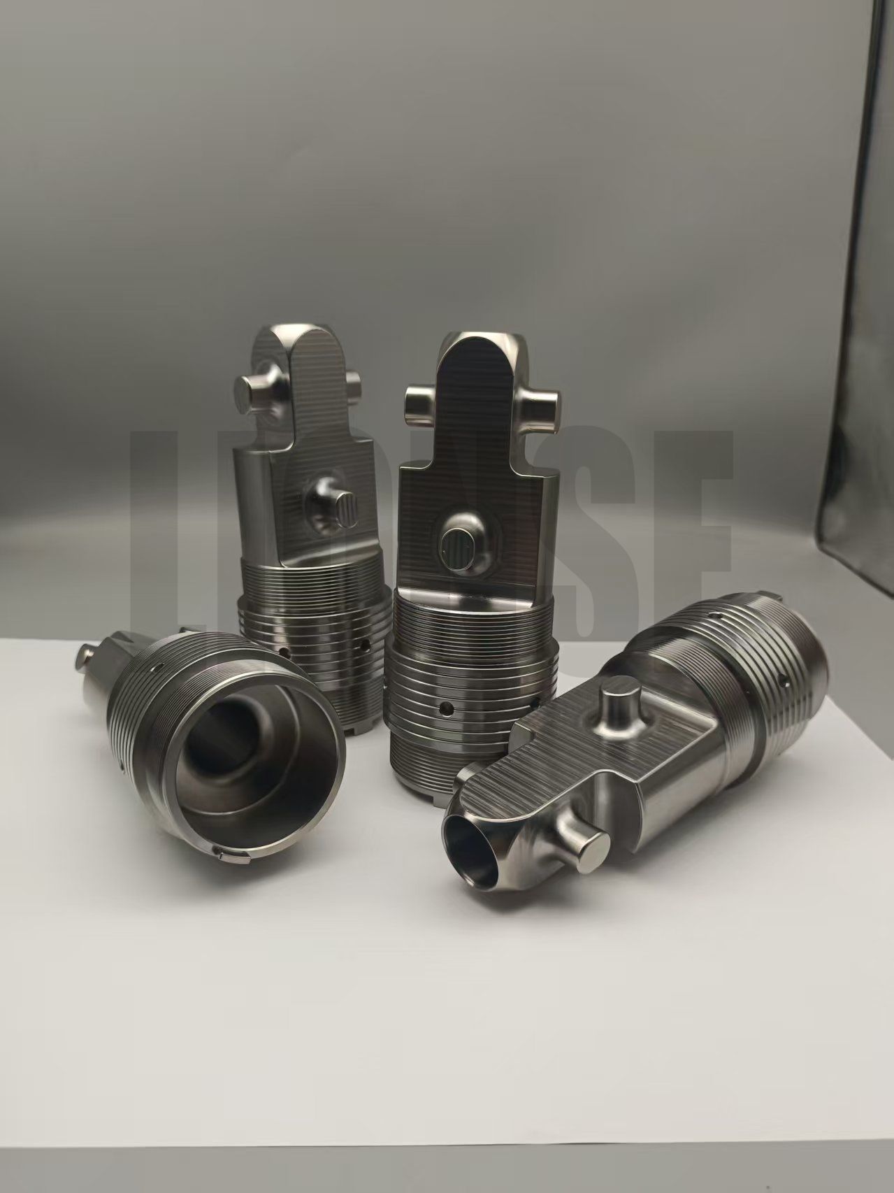 Suku Cadang Mekanik Titanium untuk Abyssal